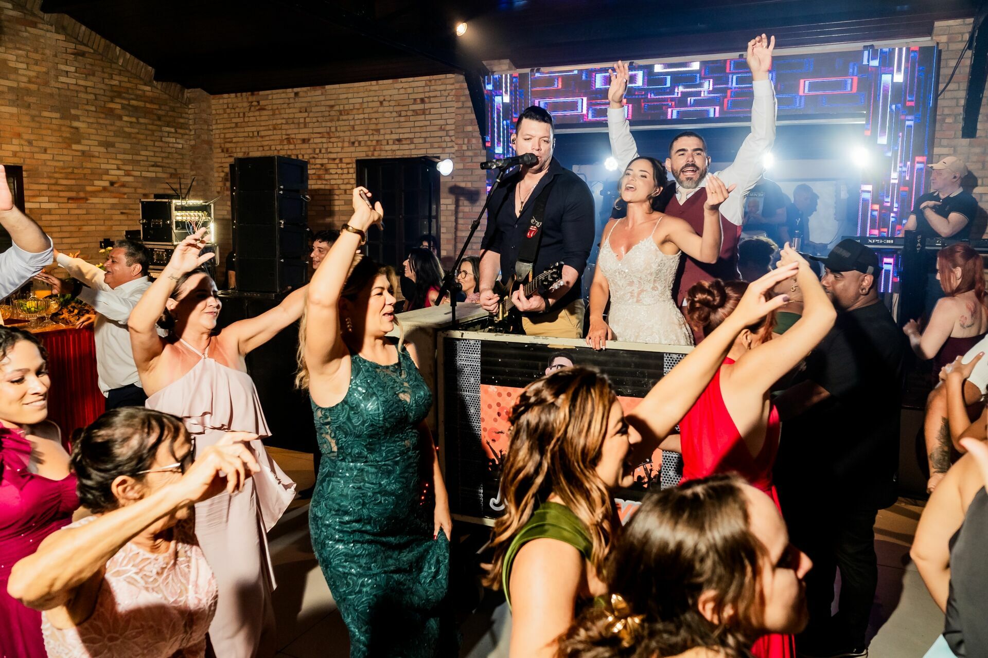 Foto Como escolher o fotógrafo ideal para o seu casamento Foto Como escolher o fotógrafo ideal para o seu casamento - Imagem 6