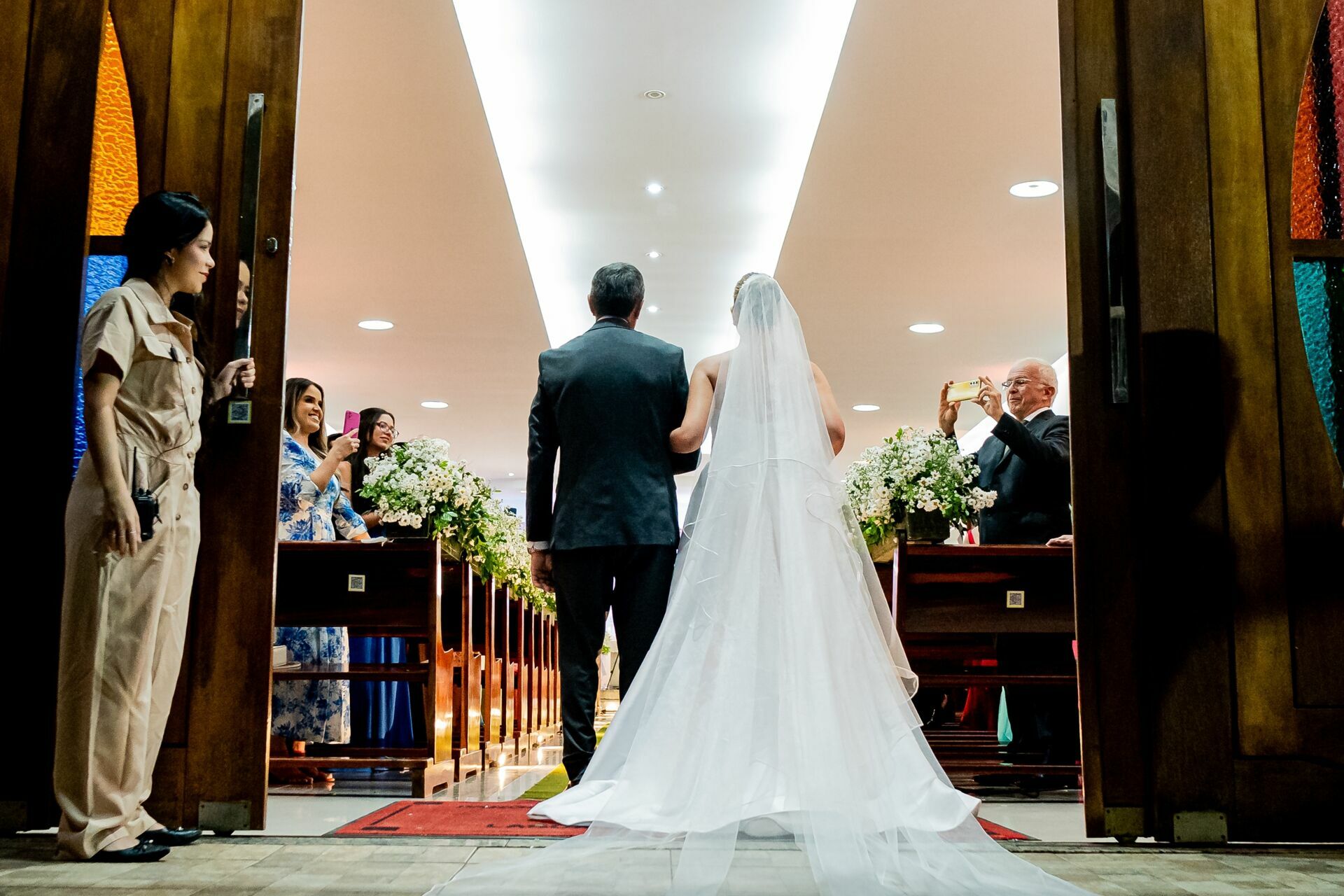 Foto Como economizar sem abrir mão da qualidade nas fotos do casamento Foto Como economizar sem abrir mão da qualidade nas fotos do casamento - Imagem 1